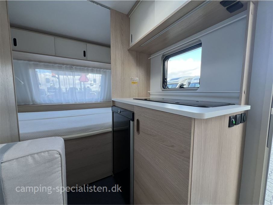Adria Aviva 400 PS